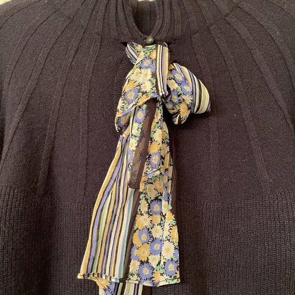 NWT Anthropologie sweater with scarf tie - Picture 2 of 2